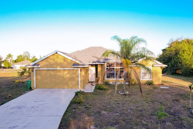 4 of 34 - 2091 Sw Castinet Lane, Port St. Lucie, FL