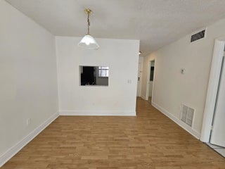 Photo of Listing #F10549230