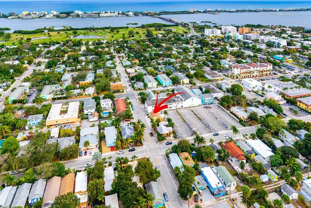 3 of 39 - 411 3rd Avenue N, Lake Worth Beach, FL