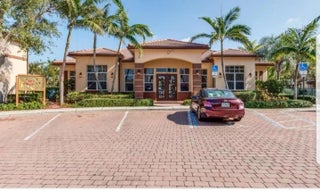 Photo of Listing #R11159047