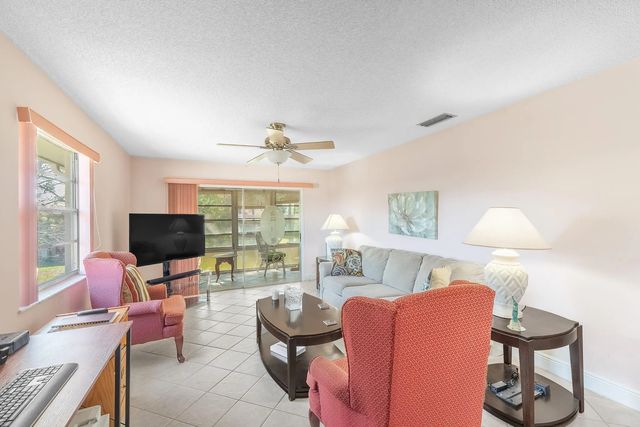 4 of 24 - 33 Lake Vista Trail #202, Port St. Lucie, FL
