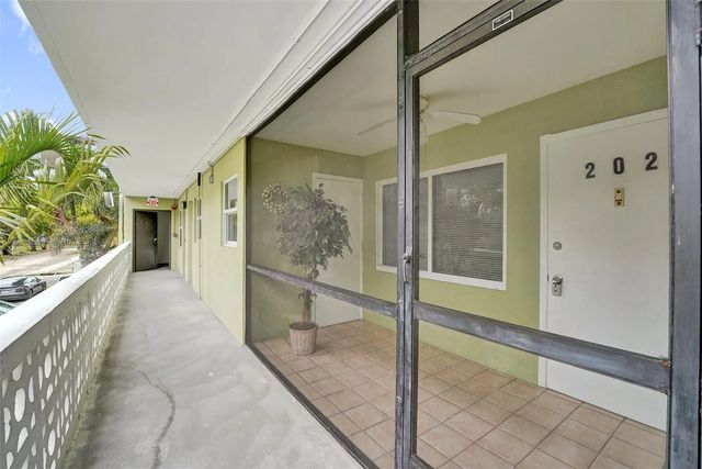 5 of 48 - 1425 Arthur Street #202a, Hollywood, FL