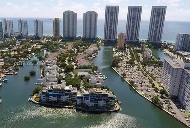 4 of 58 - 456 Poinciana Island Drive #1620, Sunny Isles Beach, FL
