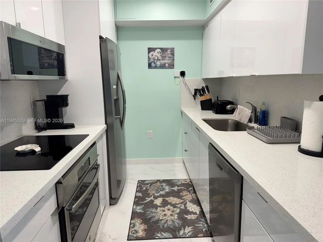 4 of 12 - 2501 S Ocean Drive #1530, Hollywood, FL