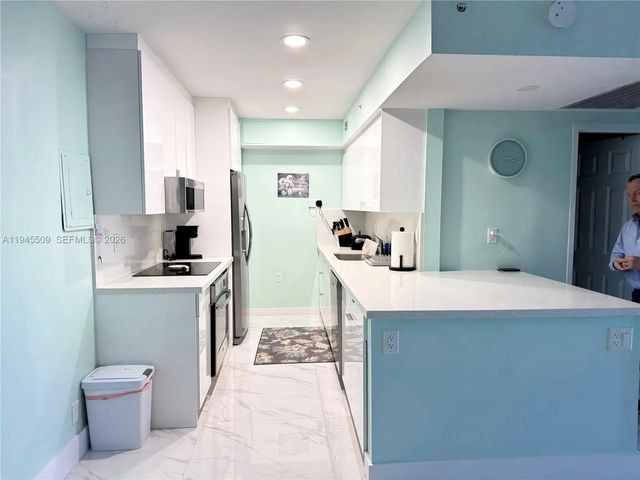 5 of 12 - 2501 S Ocean Drive #1530, Hollywood, FL
