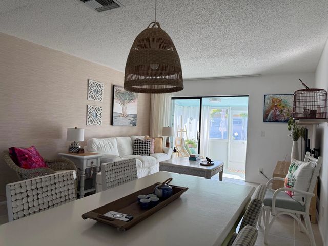 4 of 20 - 2688 Dudley Drive E #b, West Palm Beach, FL