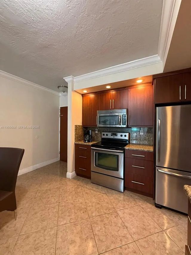 3 of 15 - 3801 S Ocean Drive #2c, Hollywood, FL