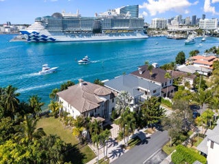 Photo of Listing #F10548222