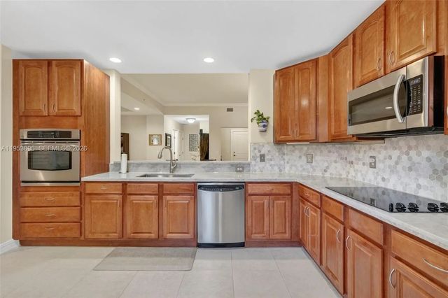4 of 57 - 16135 Emerald Estates Drive #162, Weston, FL