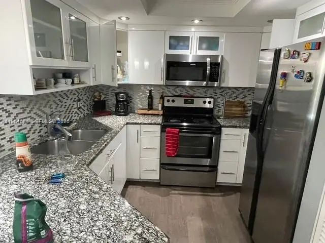4 of 5 - 2039 Se 10th Avenue #517, Fort Lauderdale, FL