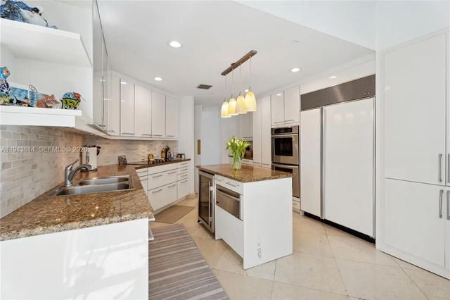 5 of 30 - 10225 Collins Avenue #904, Bal Harbour, FL