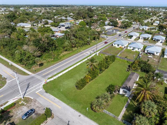 2 of 3 - 5161 Se Kingfish Avenue, Stuart, FL