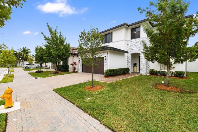2 of 50 - 8086 Nw 47th Terrace, Doral, FL