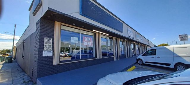 2 of 10 - 888 E Oakland Park Boulevard, Oakland Park, FL