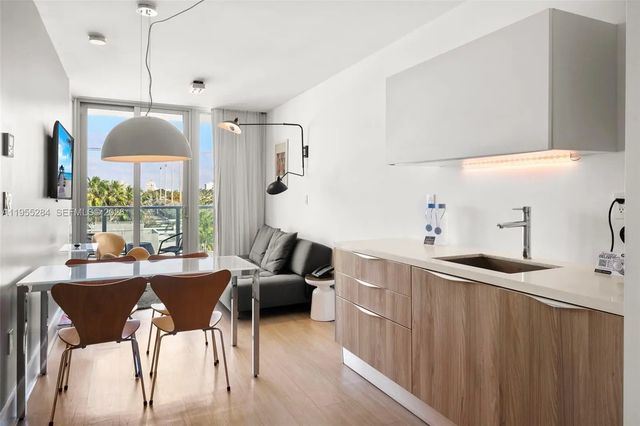 2 of 19 - 1215 West Avenue #408, Miami Beach, FL