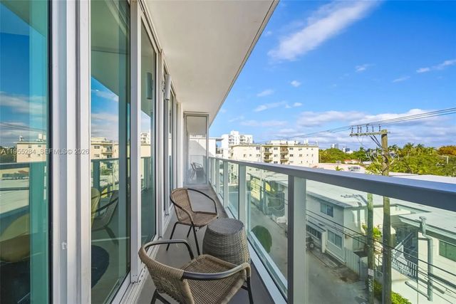 3 of 19 - 1215 West Avenue #408, Miami Beach, FL