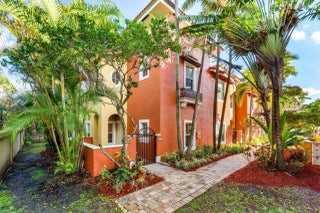 Photo of Listing #F10549446