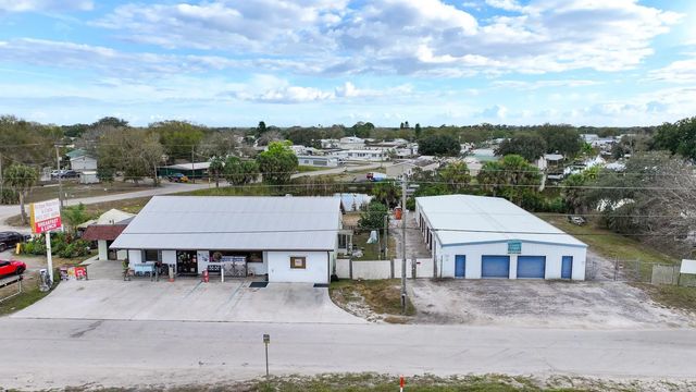 1110 Buckhead Ridge Road, Okeechobee