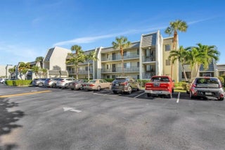 Photo of Listing #F10549055