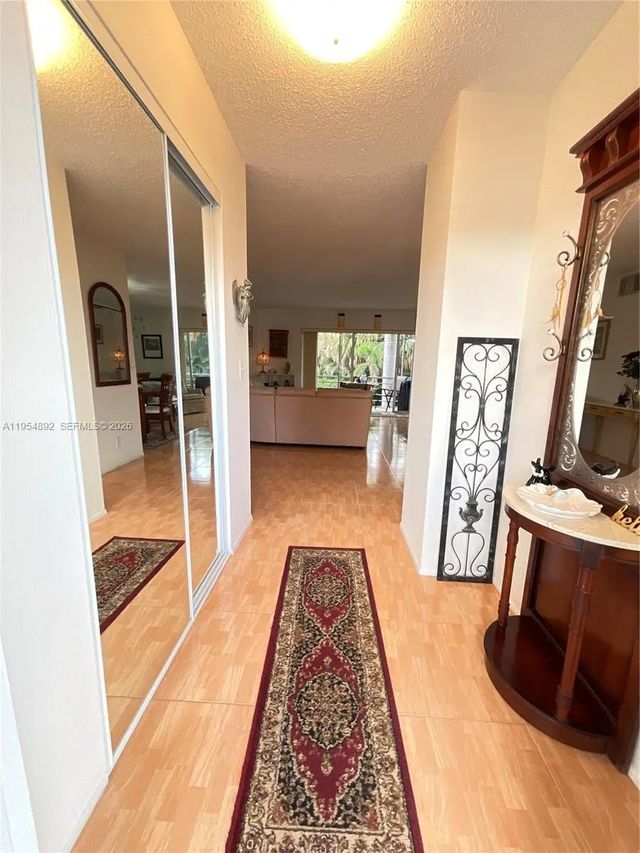 5 of 24 - 1425 Atlantic Shores Boulevard #209, Hallandale Beach, FL