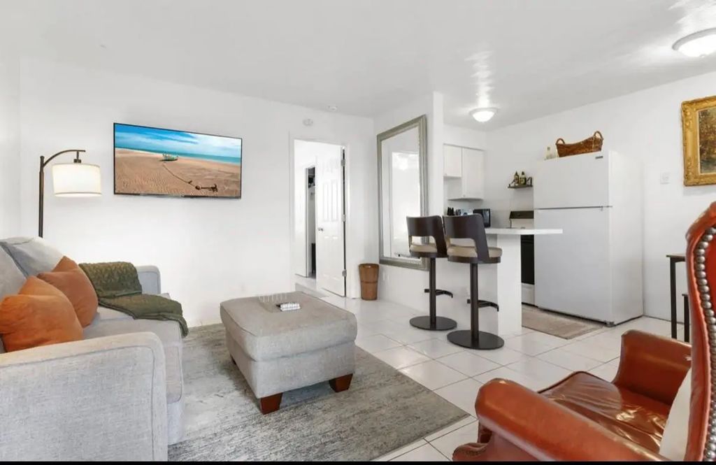 820 Ne 16th Avenue #3, Fort Lauderdale