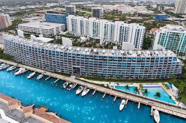 3 of 68 - 2950 Ne 188th Street #302, Aventura, FL