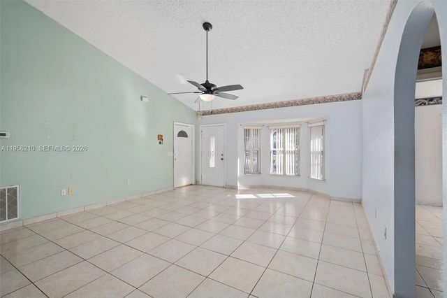 4 of 24 - 327 Ridge Court, , FL