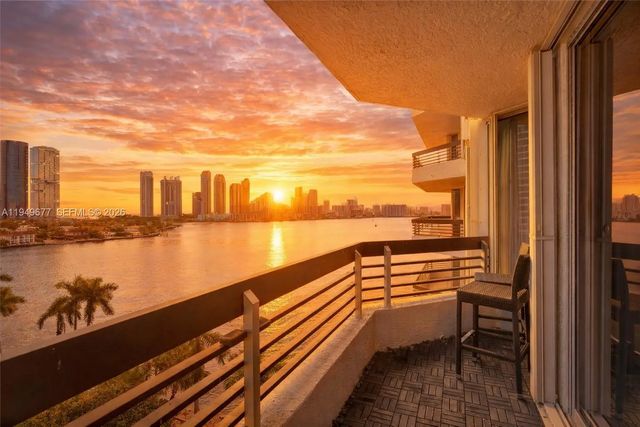 4 of 52 - 3600 Mystic Pointe Drive #1017, Aventura, FL