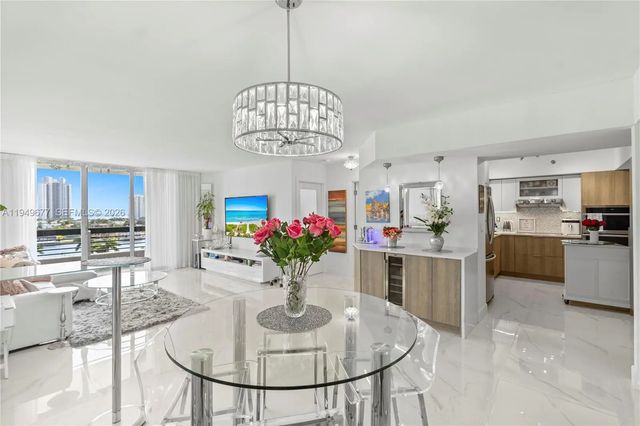 5 of 52 - 3600 Mystic Pointe Drive #1017, Aventura, FL