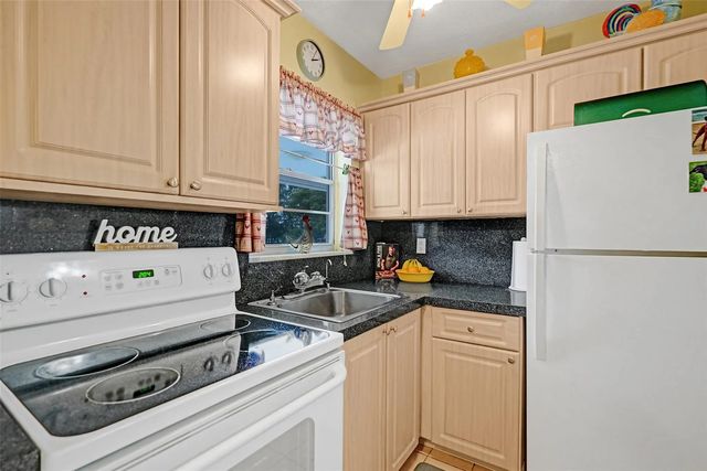 4 of 31 - 2475 W Golf Boulevard #244, Pompano Beach, FL