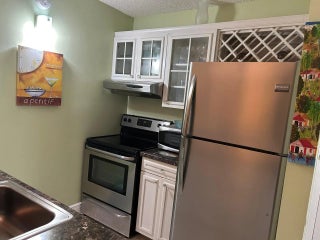 Photo of Listing #F10549547