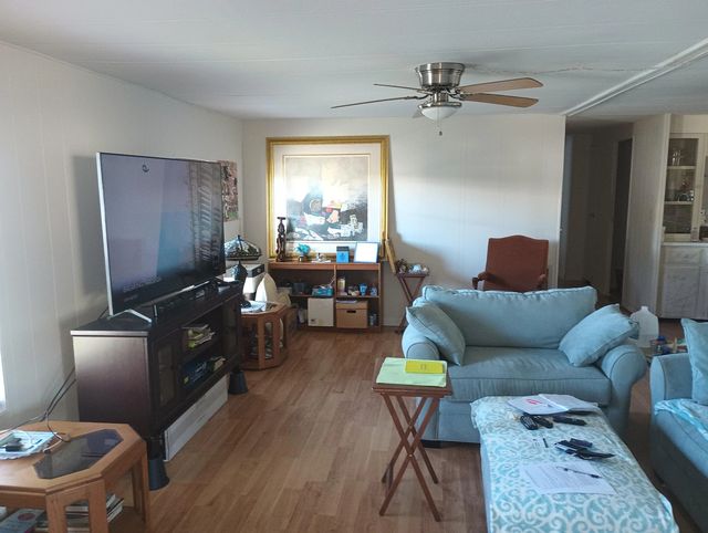 4 of 19 - 262 W Caribbean, Port St. Lucie, FL