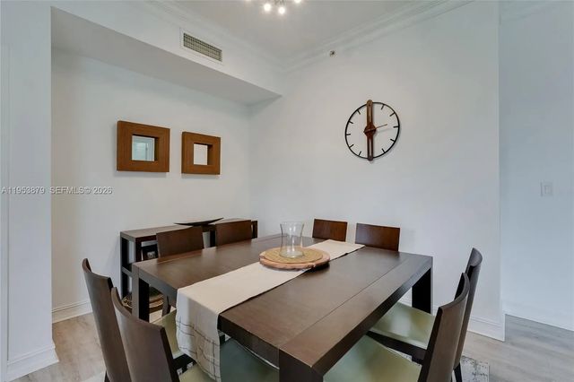 4 of 37 - 3001 Ne 185th Street #612, Aventura, FL