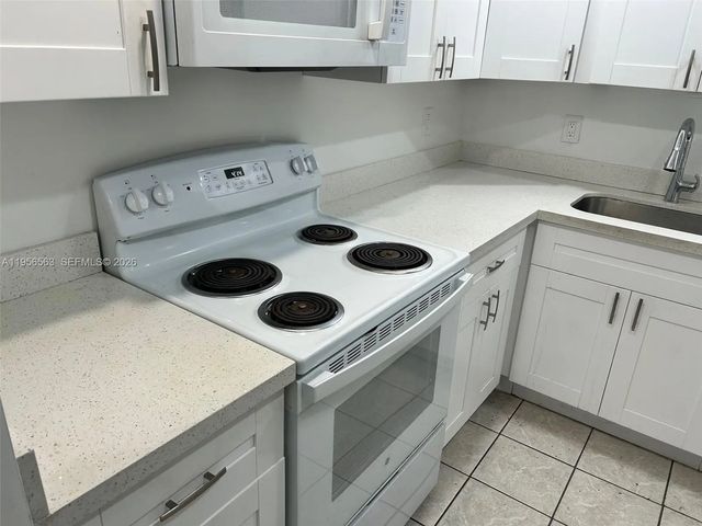 5 of 75 - 815 Sw 30th Street #j, Fort Lauderdale, FL