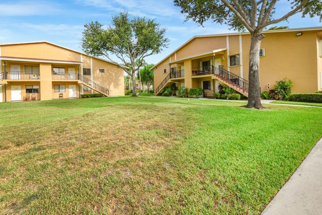 6053 10th 140 Avenue N #140, Greenacres