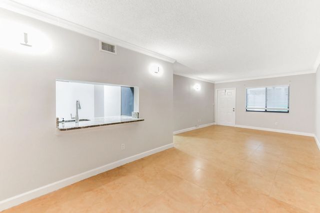 3 of 24 - 6053 10th 140 Avenue N #140, Greenacres, FL
