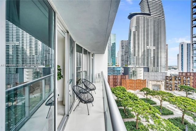 4 of 13 - 485 Brickell Avenue #1711, Miami, FL