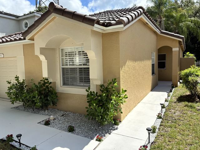 3 of 76 - 5852 Eagle Cay Terrace, Coconut Creek, FL
