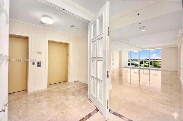 3 of 23 - 20201 E Country Club Drive #608, Aventura, FL