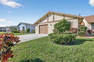 Photo of Listing #R11159716