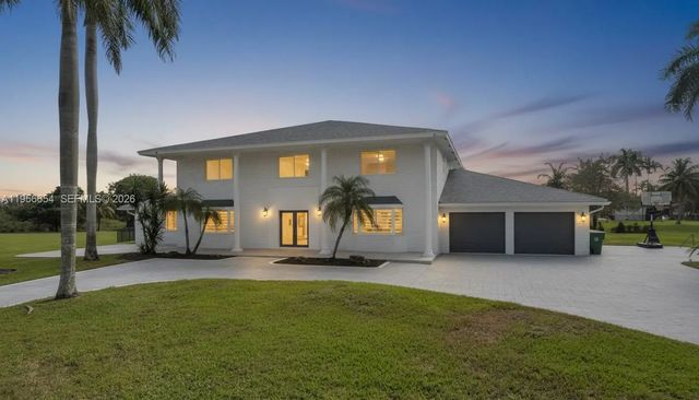 11824 Sw 43rd Court, Davie