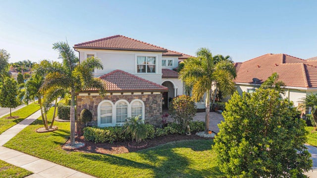 8697 Cobblestone Point Circle, Boynton Beach