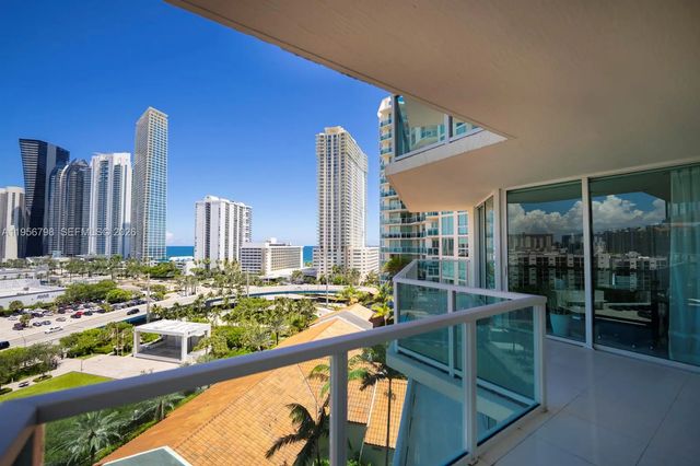 4 of 23 - 200 Sunny Isles Boulevard #2-1101, Sunny Isles Beach, FL