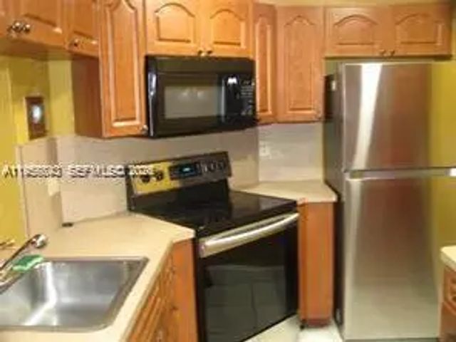 900 Ne 209th Terrace #104-31, Miami