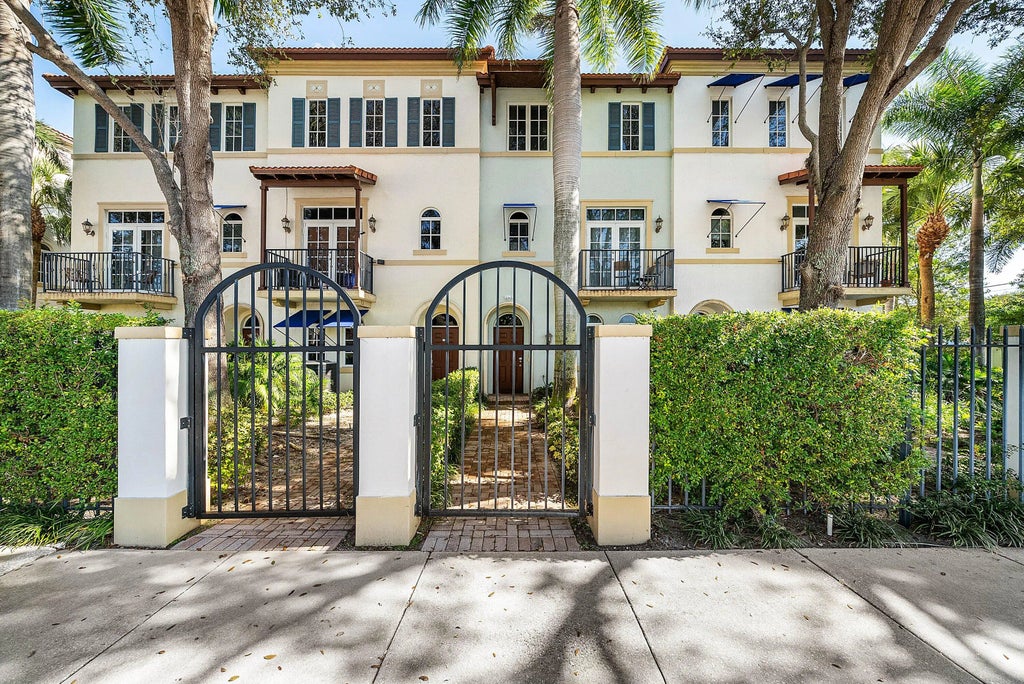 3281 Estancia Lane, Boynton Beach