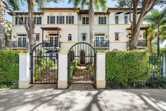 3281 Estancia Lane, Boynton Beach