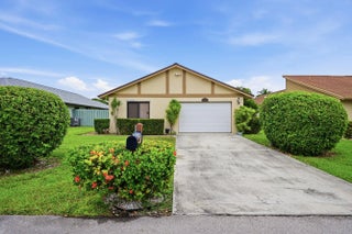 Photo of Listing #R11159857