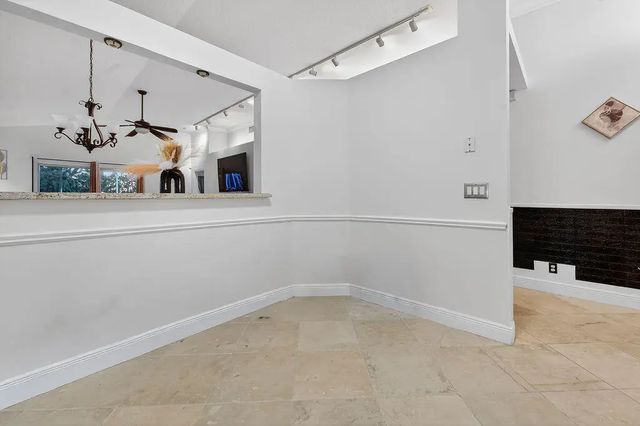 4 of 42 - 8063 Via Hacienda, Riviera Beach, FL