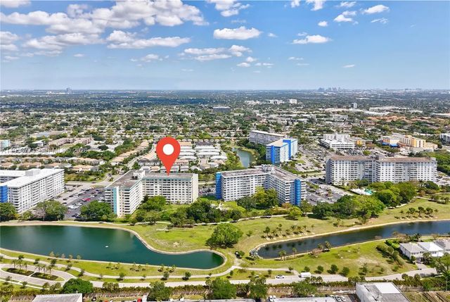4330 Hillcrest Drive #807, Hollywood