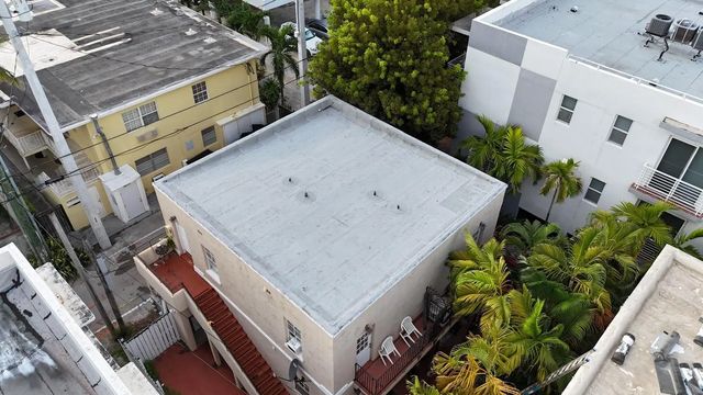 4 of 10 - 828 Pennsylvania Avenue, Miami Beach, FL
